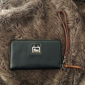 Dooney & Bourke vintage wristlet!